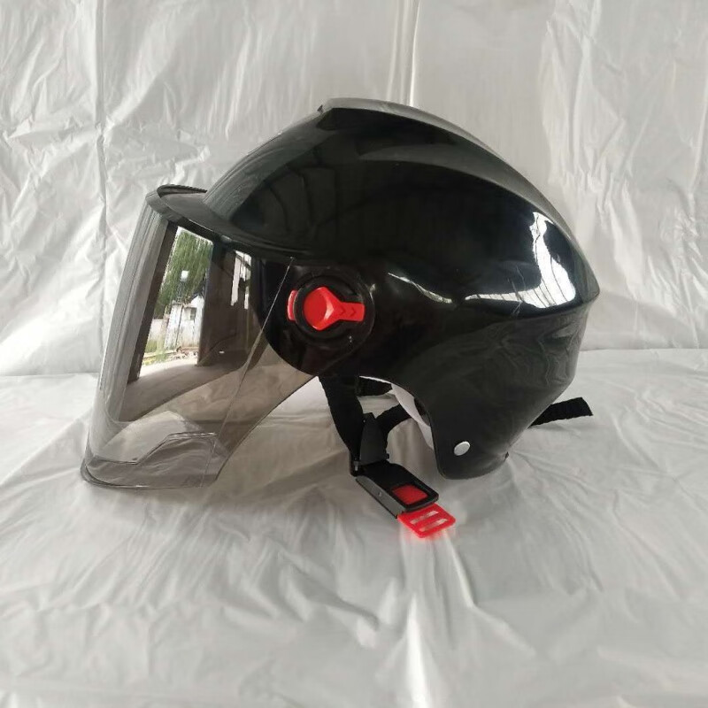 电动车摩托车头盔夏季男女通用头盔电动自行车电瓶车头盔安全帽 男女通用  黑色