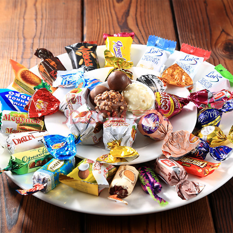 俄罗斯混合糖巧克力散装多味混装紫皮糖果批发喜糖年货礼盒零食品