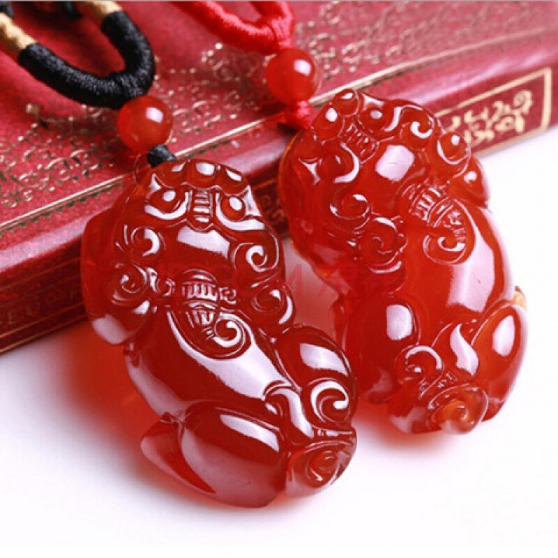 天然红玛瑙貔貅吊坠玉石项链男女情侣款玉髓挂件转运皮丘玉坠 情侣一