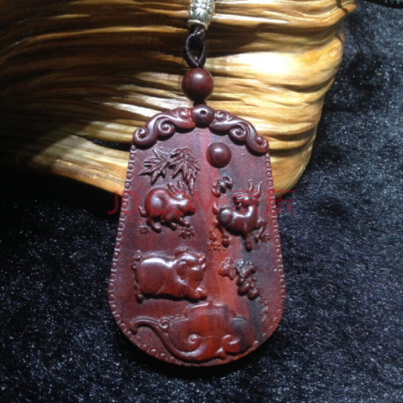 小叶紫檀猪兔羊三合木局吊坠 红木亥卯未木牌 牌子坠 中号宽3.