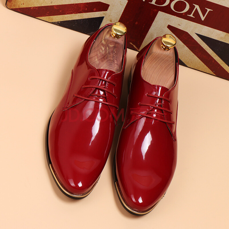 新款男士韩版时尚漆皮商务休闲皮鞋 男纯色亮皮尖头皮鞋结婚皮鞋 红色