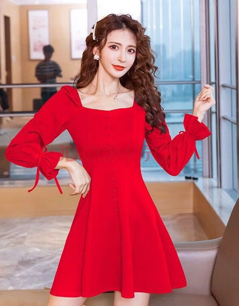 红色小个子连衣裙女秋冬季2020新款赫本风甜美气质收腰礼服短裙子