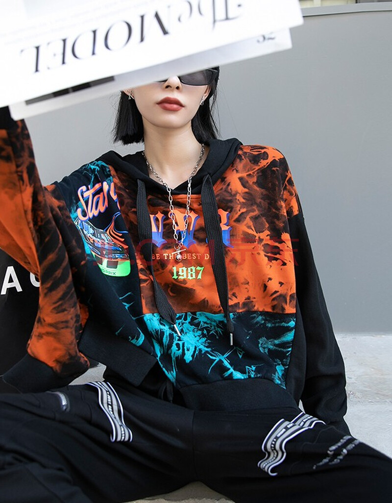 拓谷潮牌女装2021秋冬新款欧货街头潮酷扎染不规则蝙蝠袖连帽短款卫衣