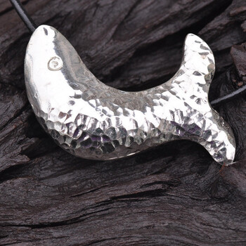 【九壹银庄】950银饰纯银足银个性原创空心手工鱼挂坠送牛皮绳