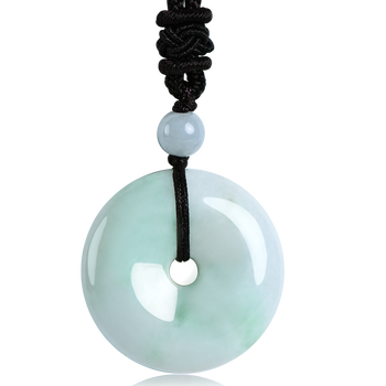 翡翠项链哪个牌子的质量好（翡翠项链哪个牌子的质量好）