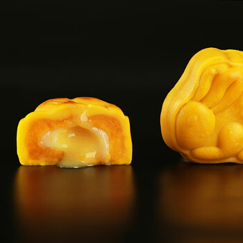 玉兔芝心月饼  厂家直供中秋散装流心奶黄月饼