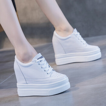 个子内增高小白鞋女生11公分板鞋厚底坡跟浅口增高松糕休闲单鞋白色33
