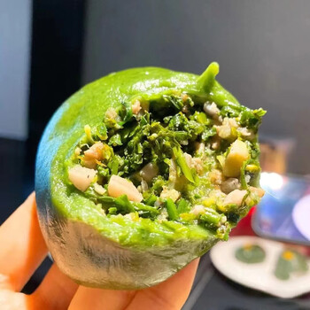蜜泰芒上海王家沙艾叶马兰头细沙荠菜鲜肉蛋黄肉松松茸虾笋青团 现做