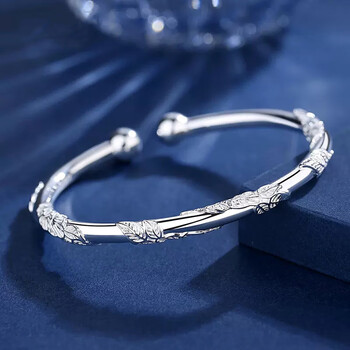 0 中商品评价:评分详细关注店铺小幸福纯银小店>周大福>银手镯>银饰>