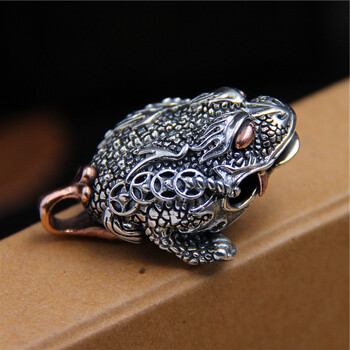 把玩银 泰银s925古风 三脚金蟾纯银吊坠男 进宝花钱蟾蜍小配件挂饰女