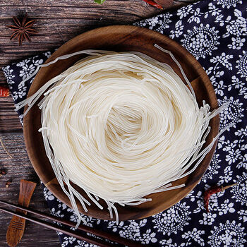 线批发过桥米线半干米线酸辣粉螺蛳粉米粉元阳梯田白米线7斤米线酸菜