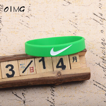 nba球星欧文篮球运动硅胶手环男女学生情侣手链跑步腕带潮流时尚 绿色