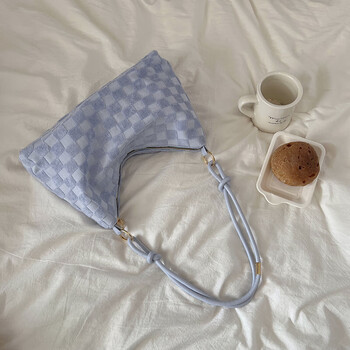 沁度刺绣帆布包包女夏2022潮时尚腋下包百搭ins大容量单肩手提包蓝色t