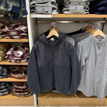 优衣库日单u家冬男女装防风摇粒绒连帽外套长袖抓绒保暖夹克上衣黑色s