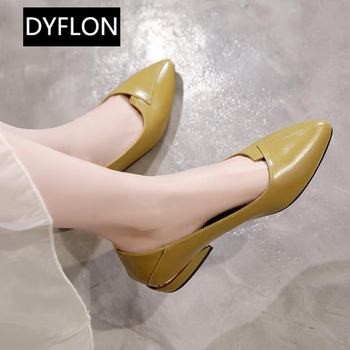 缪舒岚平底鞋女新款皮鞋女浅口单鞋中跟工作鞋妈妈鞋中年大码粗跟豆豆