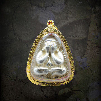 顶妃泰国佛牌龙婆moon龙婆门经文必打2536银料包金28老牌正牌