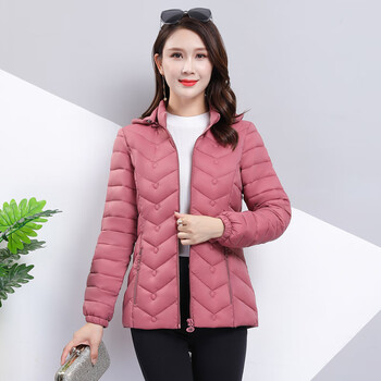 中老年超薄羽绒服女女2022冬季新款修身显瘦短款中年妈妈洋气轻薄小 藕粉色 可脱卸帽 XL 适合90-105斤