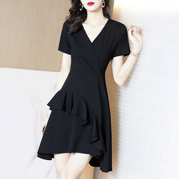 连衣裙女赫本风小黑裙夏装2022年新款不规则收腰显瘦气质黑色连衣裙女