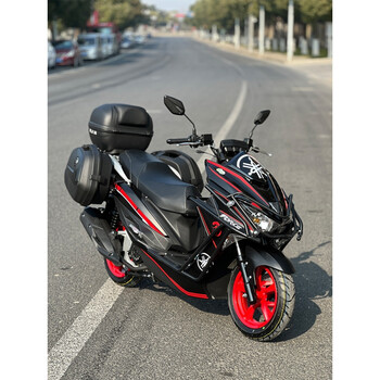 雅马哈款式踏板车燃油摩托整车可上牌 纯色版金翌机-特仕版金浪机