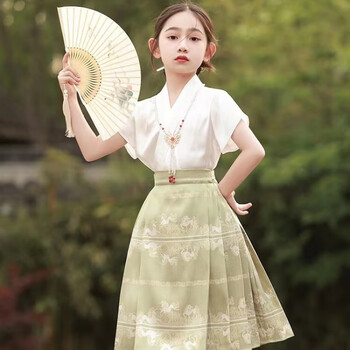 母婴>童装>儿童汉服/民族服装>儿童汉服/唐装>史努比>史努比儿童马面