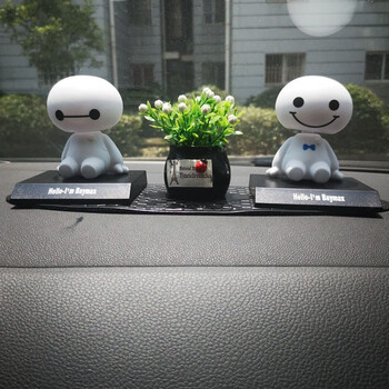 乐品轩卡通玩偶摇头呆萌和尚平安汽车摆件大白公仔汽车香水座摆件抖音