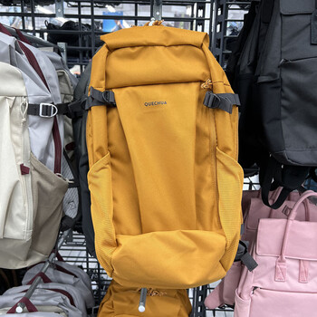 酷奇袋鼠kuqidaishu户外双肩背包登山包女防水轻便徒步双肩英伦风百搭