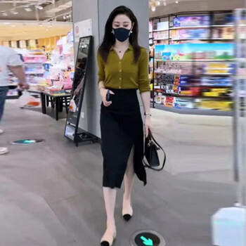 米珀莉针织小香风连衣裙女装新款2023年秋冬装套装职业上衣开叉一步裙 黄色针织衫+半身裙 XL