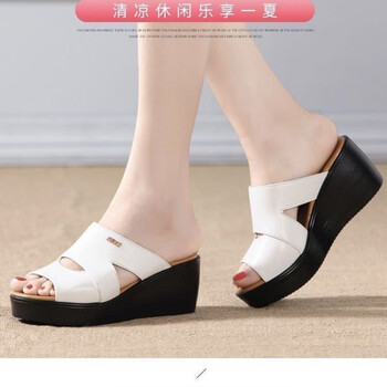 女士一字拖/十字拖>百丽踏>百丽踏坡跟凉拖鞋女厚底防水台2022夏季