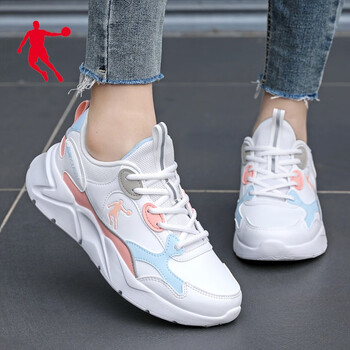 乔丹女鞋冬季跑步鞋2022新款女款皮面防水休闲鞋轻便运动鞋女 乔丹白