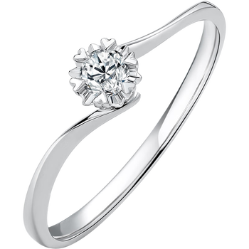 周六福钻石戒指怎么样（周六福钻石戒指钻戒怎么样）