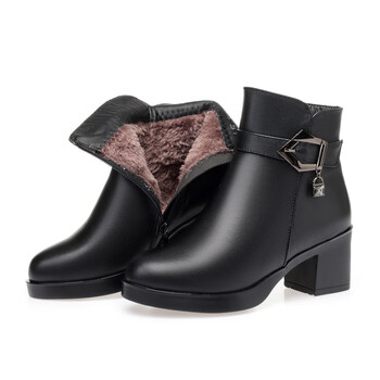 【秋冬新品】冬季女式羊毛皮靴中跟短靴粗跟棉皮鞋大码中年妈妈女棉靴