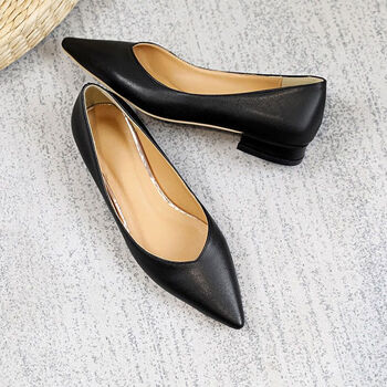 黑色平底鞋子女2022新款英伦复古小皮鞋低跟气质尖头浅口职业单鞋黑色