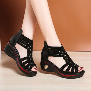 红蜻蜓坡跟凉鞋年新款女夏中跟时装厚底舒适女士高跟妈妈鞋大码女鞋