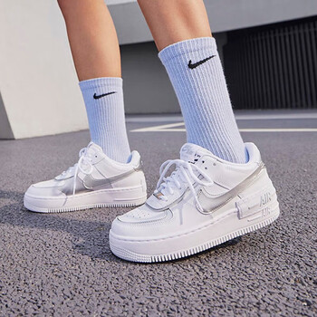 耐克(nike)女鞋板鞋女 2022秋季新款简版空军一号运动鞋透气潮流轻便
