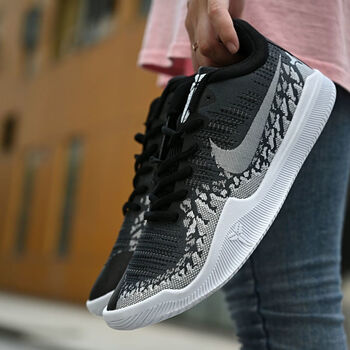 官方舰店莆原 mamba rage曼巴黑白男子低帮休闲运动篮球鞋908972-00