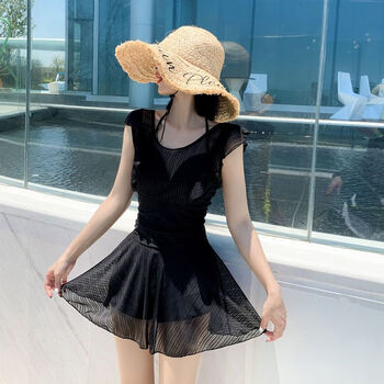 服饰内衣>内衣>泳衣>苏衿春>苏衿春游泳衣女新款平角连体性感遮肚显瘦