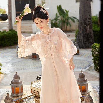 十三余小豆蔻儿[婉然]圆领对襟长衫百迭裙日常通勤明制汉服女春夏