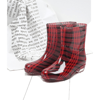 雨鞋雨靴哪个品牌性价比高（国内十大雨靴品牌）