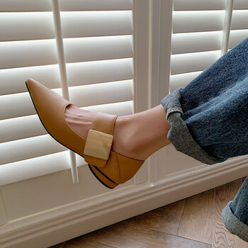 路蒙卡帝remcaoti轻奢品牌尖头平底鞋女金属扣粗跟平跟玛丽珍鞋2023