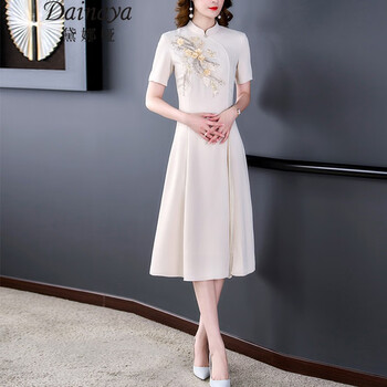 黛娜娅（Dainaya） 旗袍女2023春夏新款大码女装中国风日常改良复古汉服连衣裙 3623 米白色 M