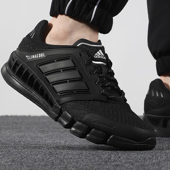 阿迪达斯adidas跑步鞋男款黑武士清风运动鞋新款男鞋商gv7310428