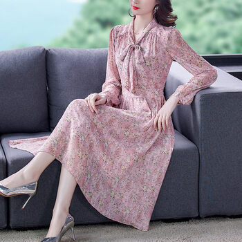 女装2022年新款裙子夏天贵夫人高端连衣裙女2022春夏新款妈妈碎花女装