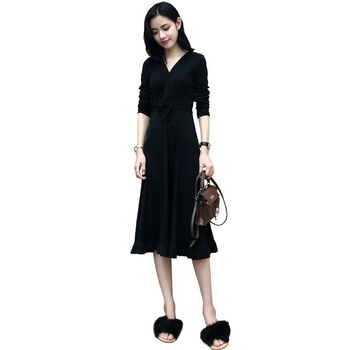 黑色长裙2021春秋新款女装打底裙长款显瘦连衣裙长袖赫本小黑裙潮 杏色 S【建议100斤以内】