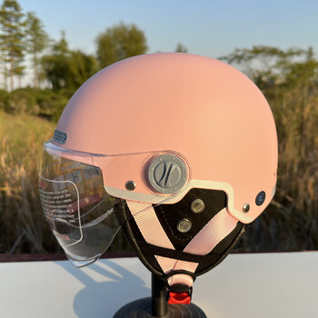 野马yema电动车头盔男女士轻便四季通用半盔保暖全盔安全帽粉色四季