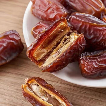 每口知足农夫椰枣特级大椰枣新疆特产天然沙漠黑椰枣自然晾干500克