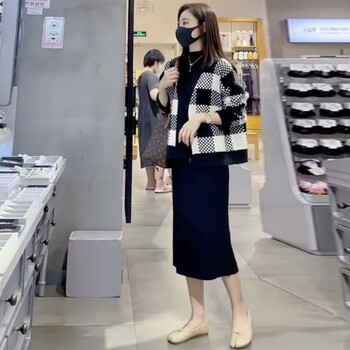 米珀莉连衣裙秋冬女装小香风两件套套装裙时尚气质2021新款显瘦长袖学院风洋气外套宽松休闲修身针织打底 套装 均码