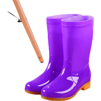 雨鞋雨靴有什么牌子值得选购（雨鞋什么牌子的好）