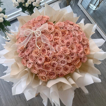 浪漫季节鲜花同城配送卡布奇诺玫瑰花束女友生日礼物送闺蜜全国花店