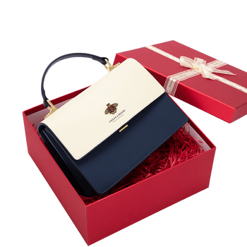 蔻一女包和啄木鸟哪个好（蔻一女包单肩包到底如何,值得入手吗）