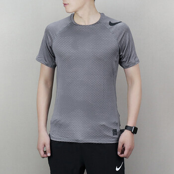 nike耐克男装2018夏季新款速干透气运动t恤休闲圆领短袖上衣aa2215